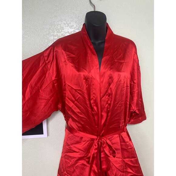 Victoria Secret 2000โs Red Satin Robe With An Ajustable Waistband Size Medium - Picture 5 of 9